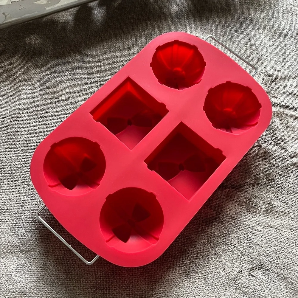 NWOT Present- Shaped Red Silicone Baking Molds with Wire Holding Tray